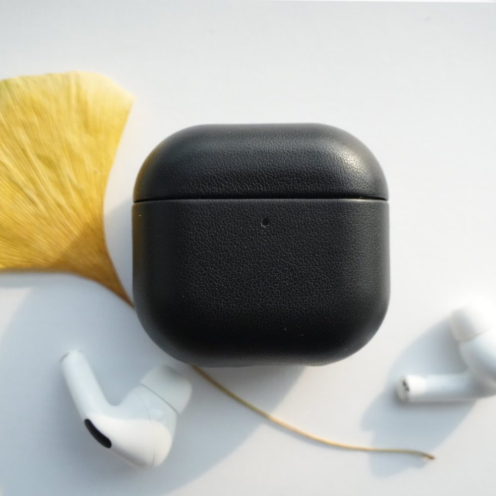 Black AirPods 4 Leather Case - Genuine AirPods Leather Case